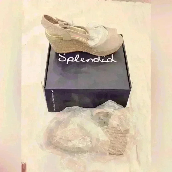 New Splendid size 9.5 sandals - Picture 1 of 1